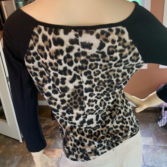 animal print long sleeve - Picture 2 of 2